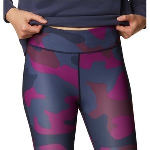 Like New Columbia Camo Leggings
